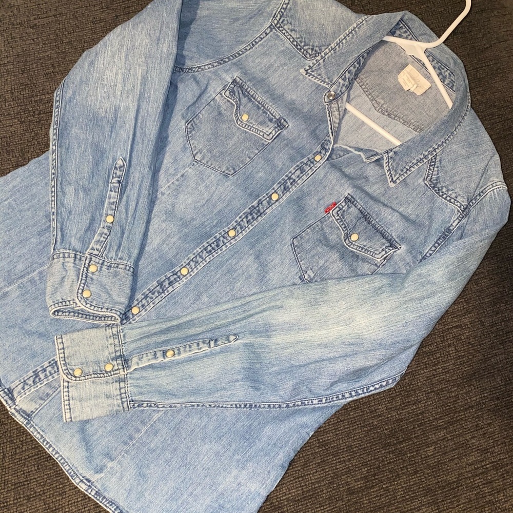 Levi’s Jean Shirt